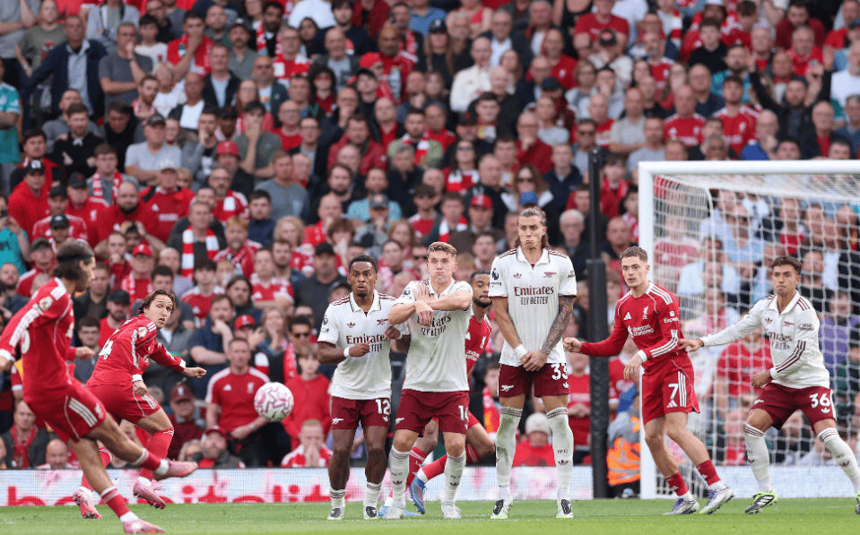 孙兴慜德转身价下跌300万欧，最新身价为1700万欧（德转更新：孙兴慜身价降至1700万欧，较此前下跌300万欧）