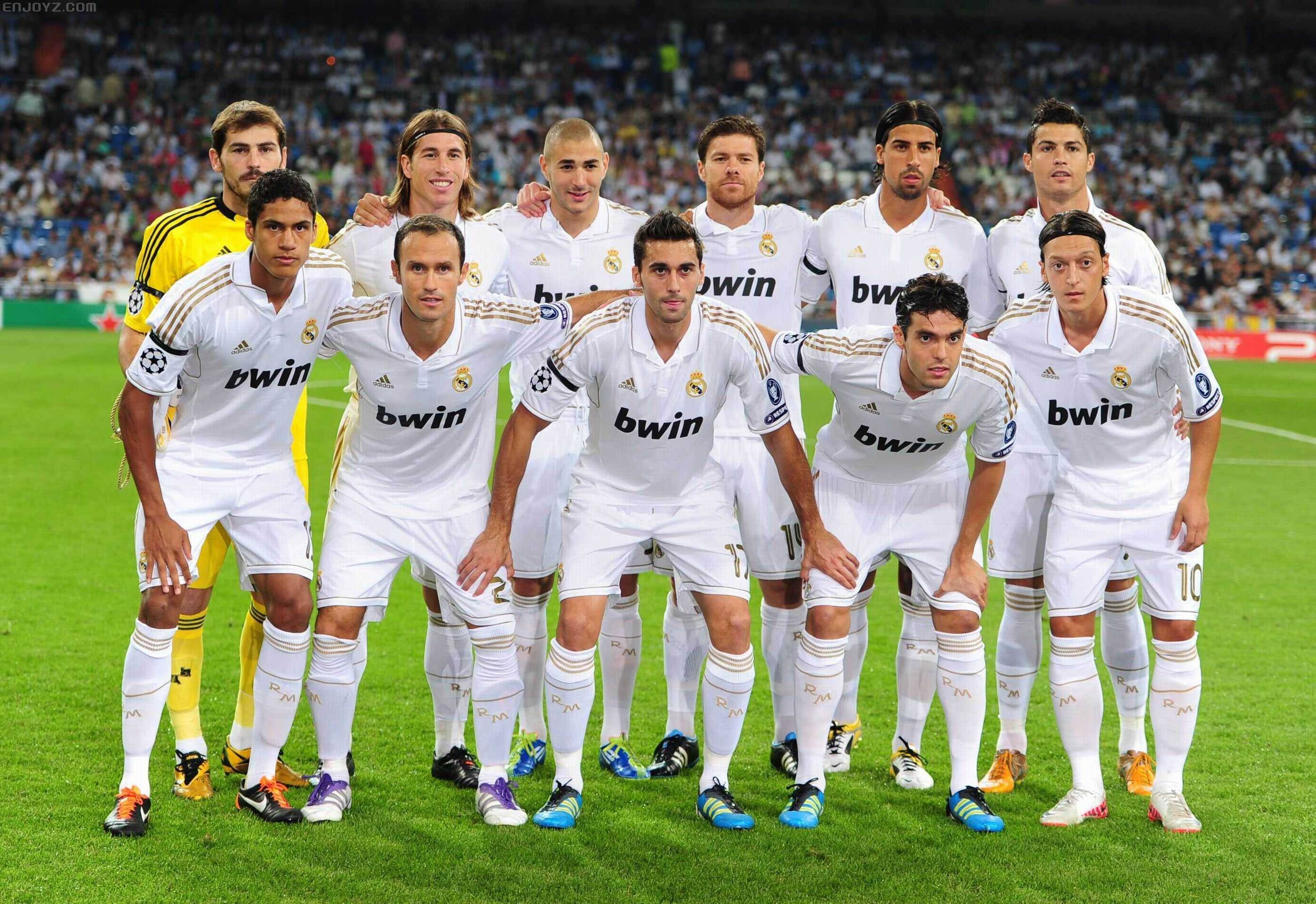 布冯：意大利国家队已经展现出了复苏和积极的迹象（布冯：意大利队已显现复苏势头与积极气象）