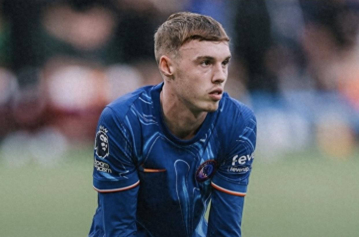 为迎接梅西到访，印度加尔各答街头正在建造梅西的雕像（印度加尔各答为迎梅西来访，街头兴建梅西雕像）