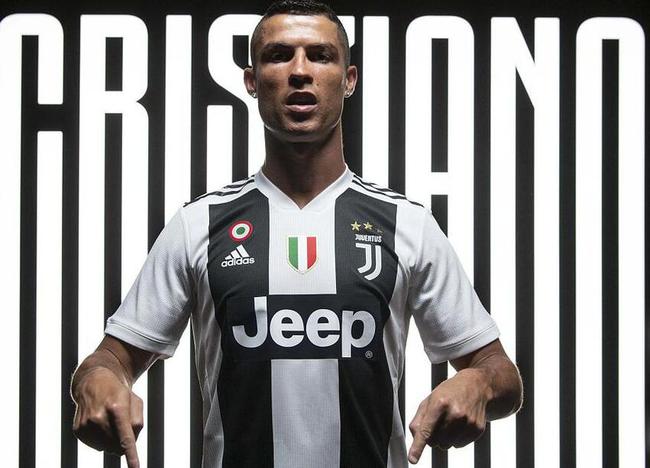 太阳报：奥利塞帮助埃泽适应枪手新生活，二人经常会在线下棋（太阳报：奥利塞助埃泽融入阿森纳新环境，两人常通过网络对弈）