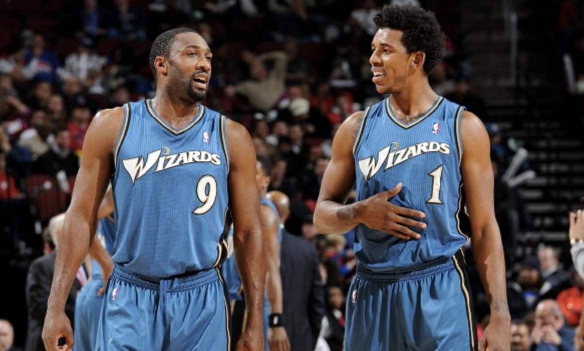 半场战报：都灵1-0克雷莫内塞，弗拉希奇建功（半场速递：弗拉希奇破门，都灵1-0领先克雷莫内塞）