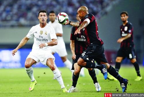 基耶萨：我不介意别人吃菠萝披萨，但我觉得它味道糟透了（基耶萨：别人吃菠萝披萨我无所谓，可我觉得它难吃极了）