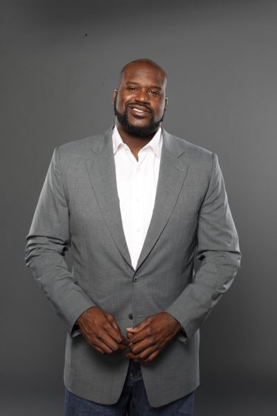 阿隆索听劝！首发拿掉1主力，皇马3-0差榜首1分，西甲2强争冠（阿隆索采纳建议！首发撤下一主力，皇马3-0奏凯距榜首仅1分，西甲双雄争冠白热化）