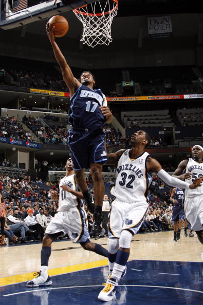 国安客场绝平深圳队（国安客场补时扳平深圳队）