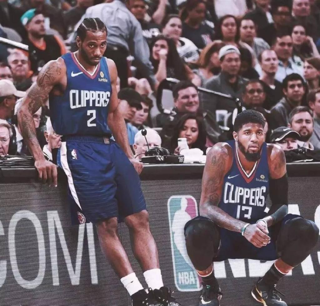 快船内线攻势持续发力（快船内线进攻势头不减）