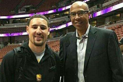 辽宁男篮王哲林末节关键得分（王哲林末节贡献关键分助辽宁男篮）