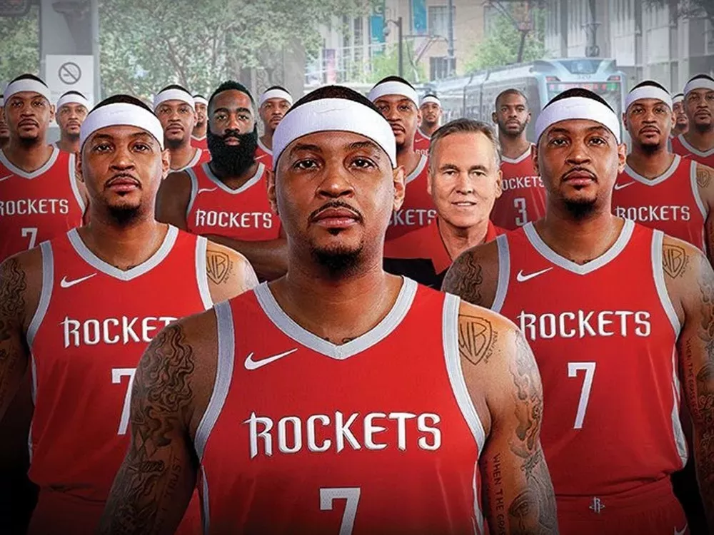 记者：泰山不会放弃成绩搞年轻化，韩鹏明年是否执教还没定（记者：泰山队不会为年轻化牺牲成绩，韩鹏明年是否执教尚未确定）